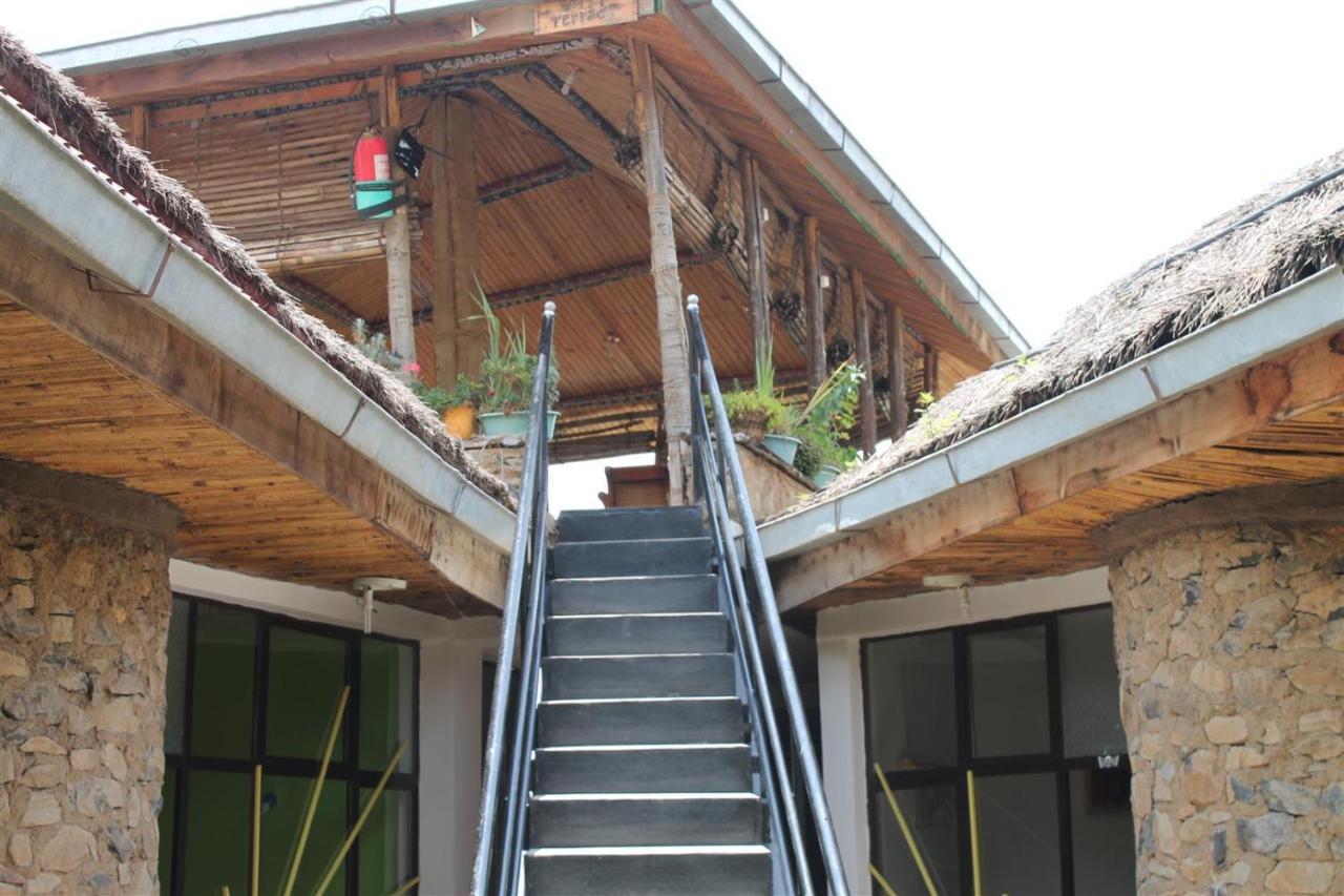 Lodge Du Chateau Gonder Exteriör bild